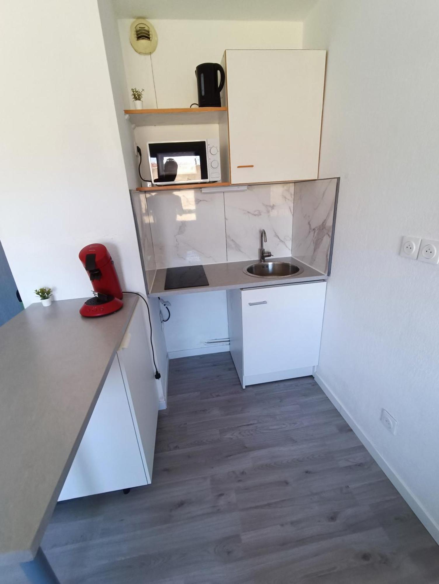 Appartement Tout Equipe A 6 Minutes De La Gare St Charles Marseille Exterior photo